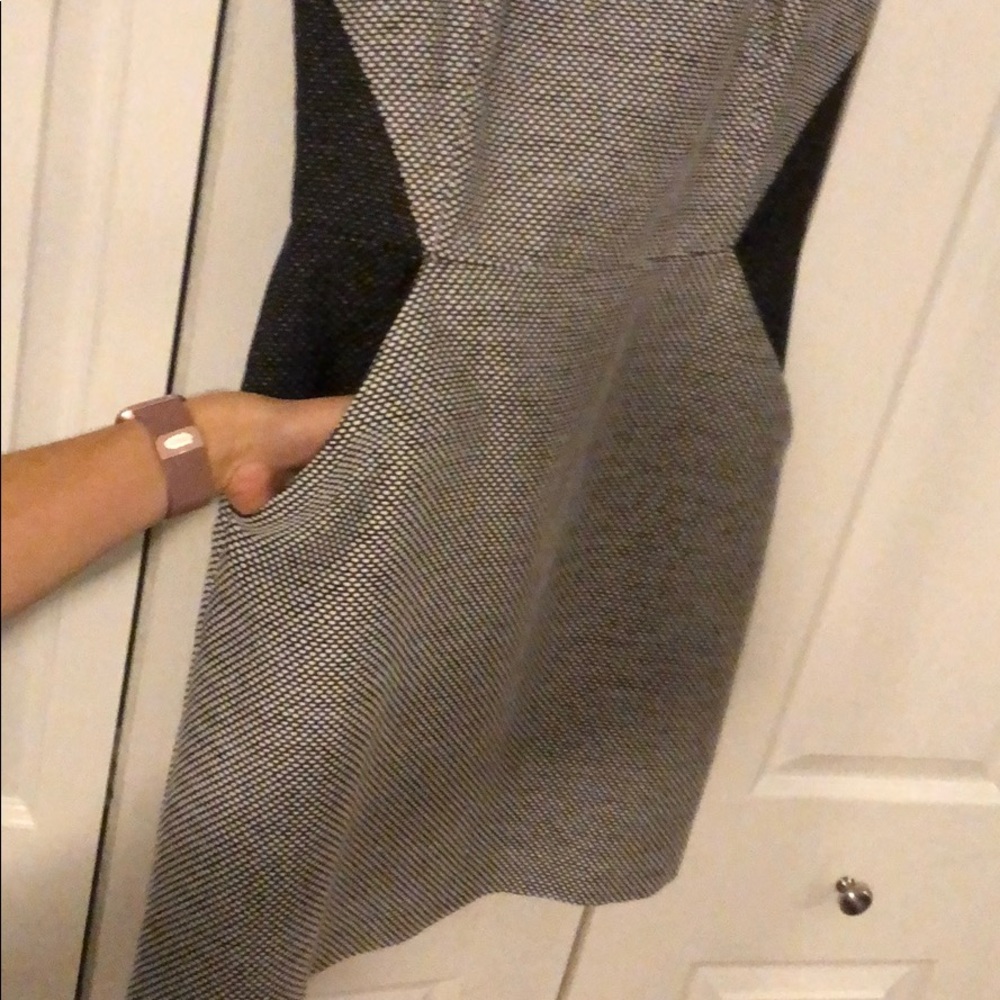 Banana Republic black and white dress